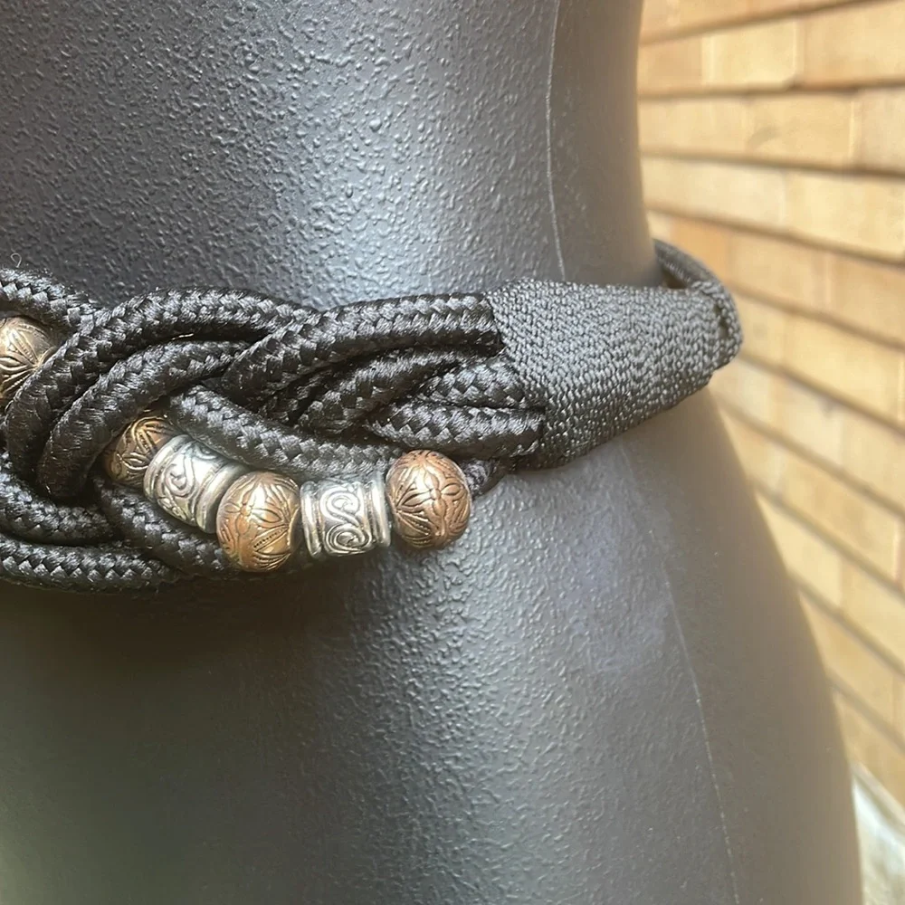 Vintage 90’s Black Braided Rope Belt w/ Silver & Bronze Etched Beads – 27”